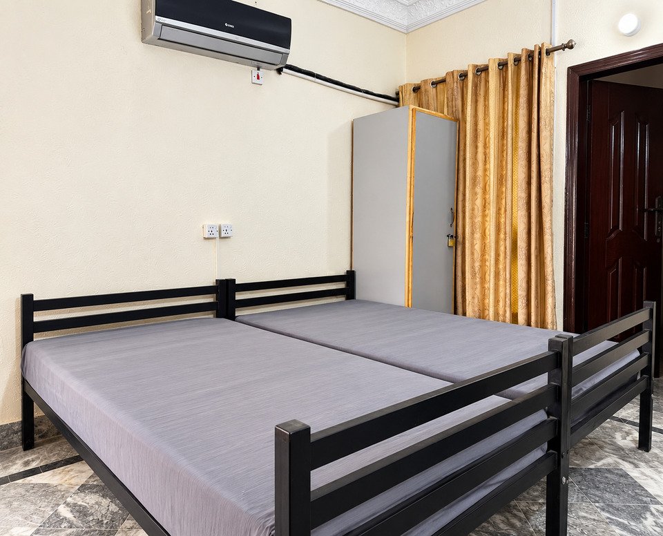 Double Bed Attached