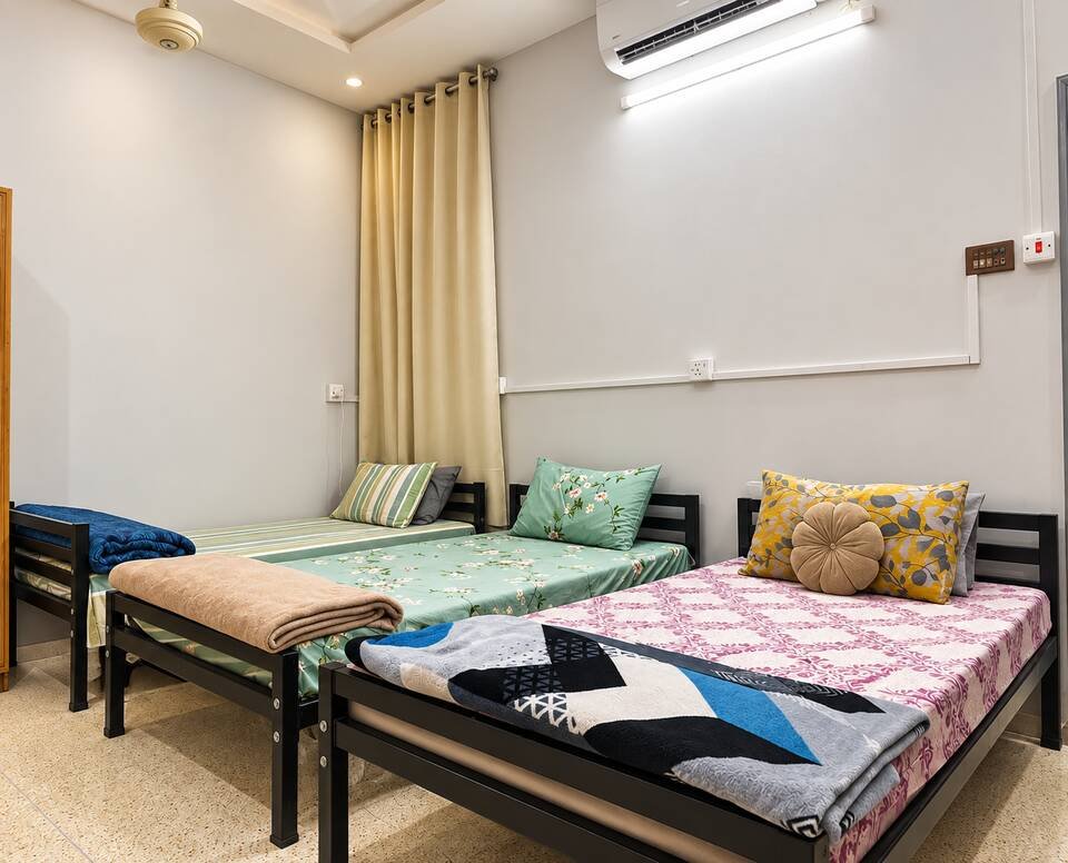 Triple Bed Non-Attached Bath